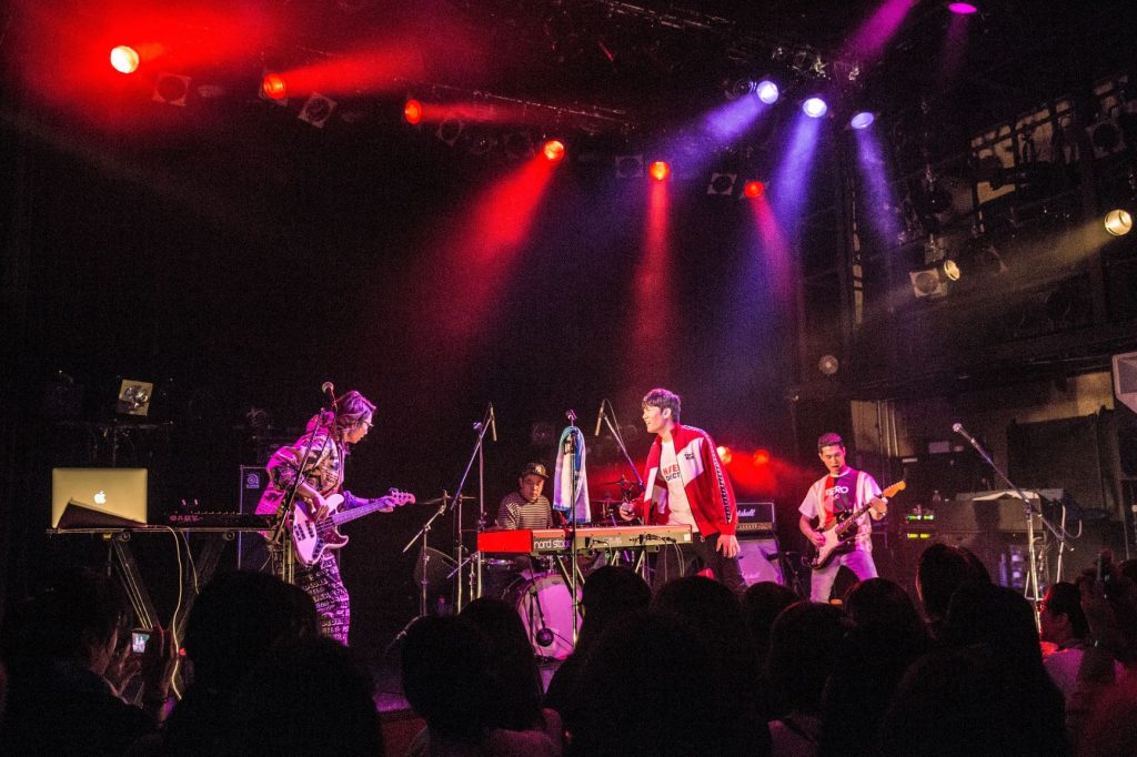 台湾の3ピースバンド“宇宙人”が日本にやってきた！「OUR ADVENTURE TOUR in JAPAN」ライブレポート